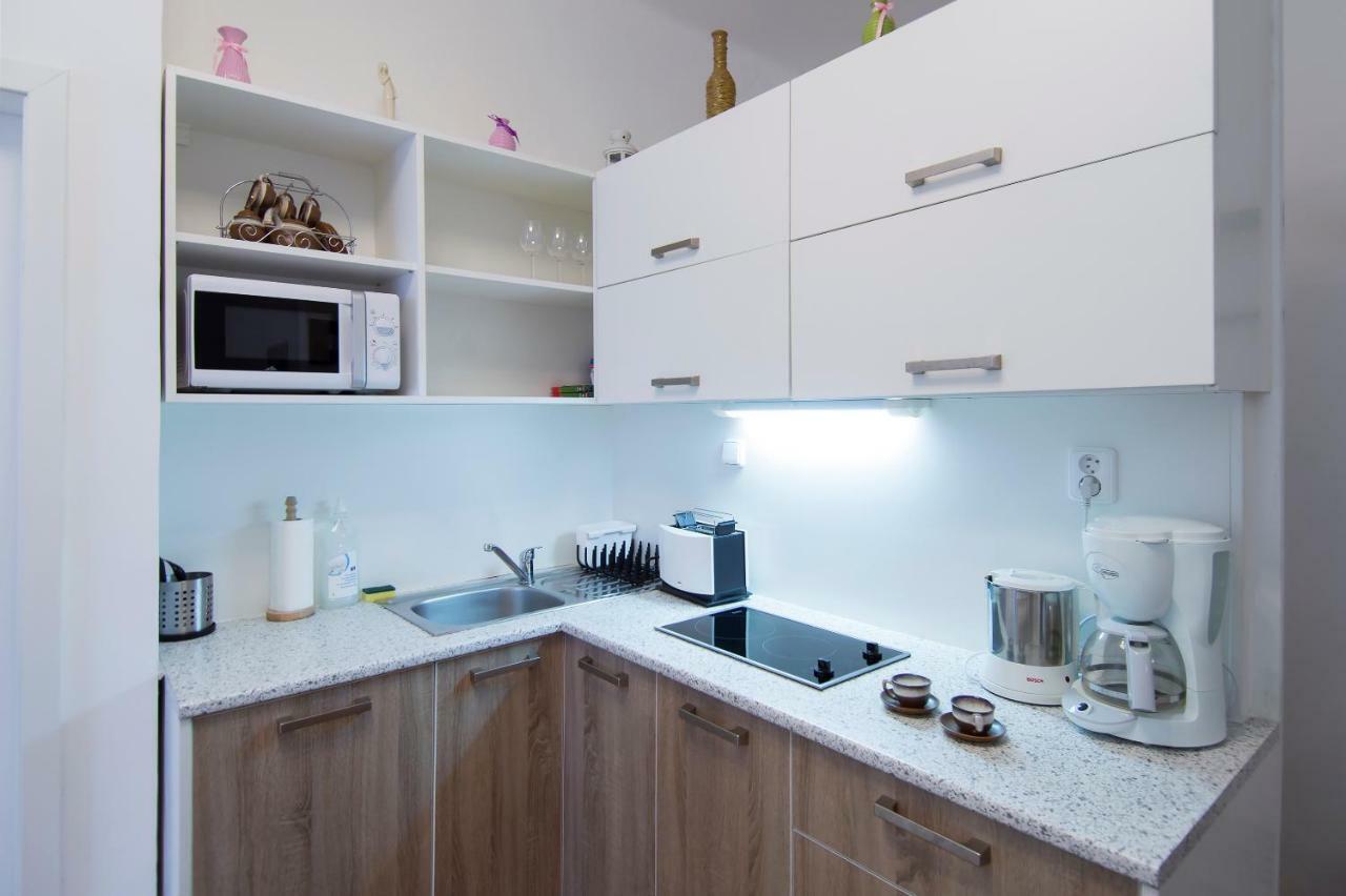 Modern Apartment Navratilova II プラハ エクステリア 写真